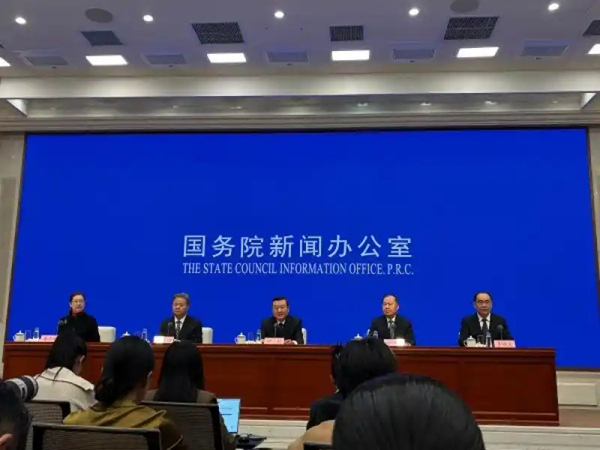 住建部：全国有15个省、区、市二手住宅交易量超过新房｜快讯