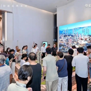 押注“好房子”开辟新赛道 房企“双轮驱动”破局下半场