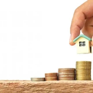 金融监管总局局长李云泽：加快构建与房地产发展新模式相适应的融资制度｜快讯