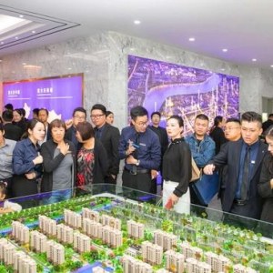 恒驰汽车招募经销商，如果恒驰汽车摆在恒大售楼处会怎样？ ...