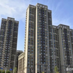 楼市量价齐跌！最后一根支柱学区房也将倒下，你还有必涨的信仰吗