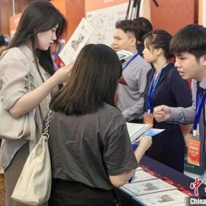 广西“金九银十”住房促消费活动开启“一站式”服务
