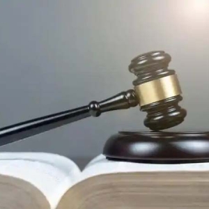 租客在出租屋用燃气热水器洗澡一氧化碳中毒 房东被判赔医疗费4200余元