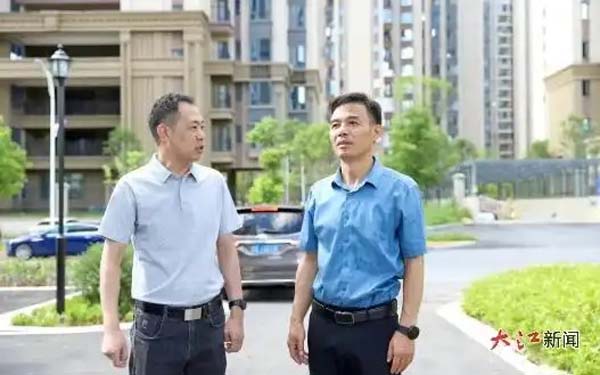 毛志方调研信州区安置房建设及分房等工作情况