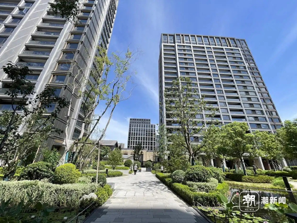 馥源庭二手房成交价超越和品，却比挂牌价少了2万元/㎡！