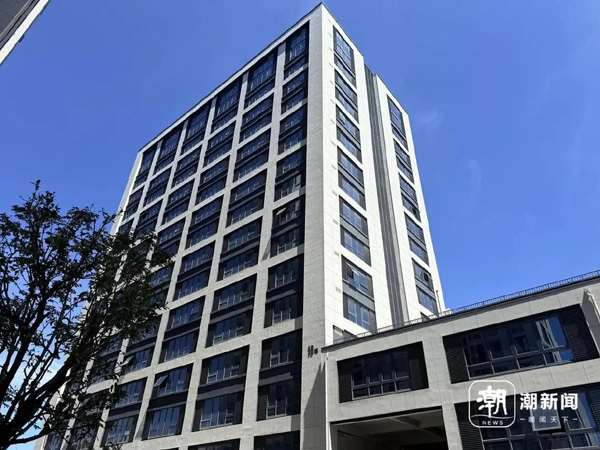 望江最后1718户回迁人家喜提新房：这一次，真的回家了