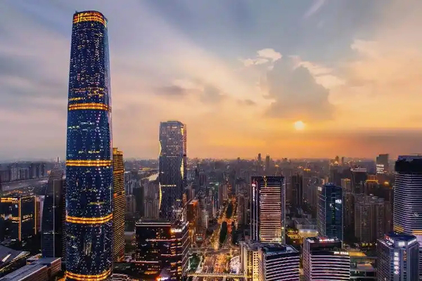 房地产行业预期逐步改善！越秀地产接连获国际评级机构看好