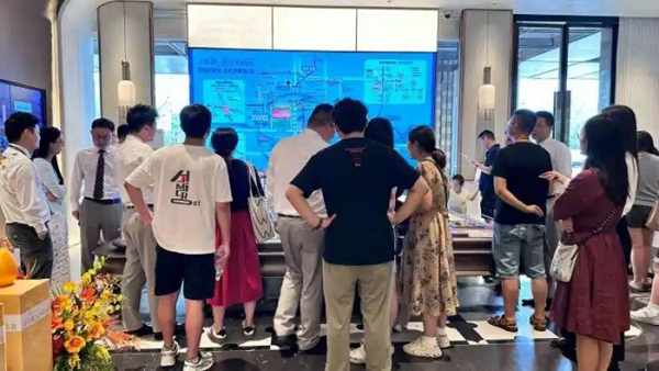 实探！上海楼市新政首周观察：郊区新盘成交翻倍，二手房带看量激增