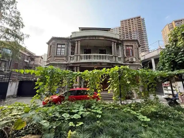 四合院、老洋房、西湖别墅相继流拍，房产“孤品”为何无人接盘